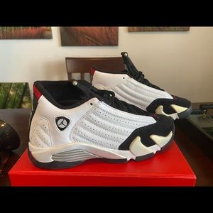 Air Jordan 14 Retro Sneaker